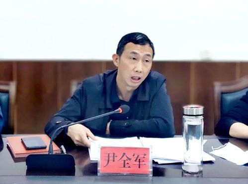射洪农业银行行长的神秘新招牌?